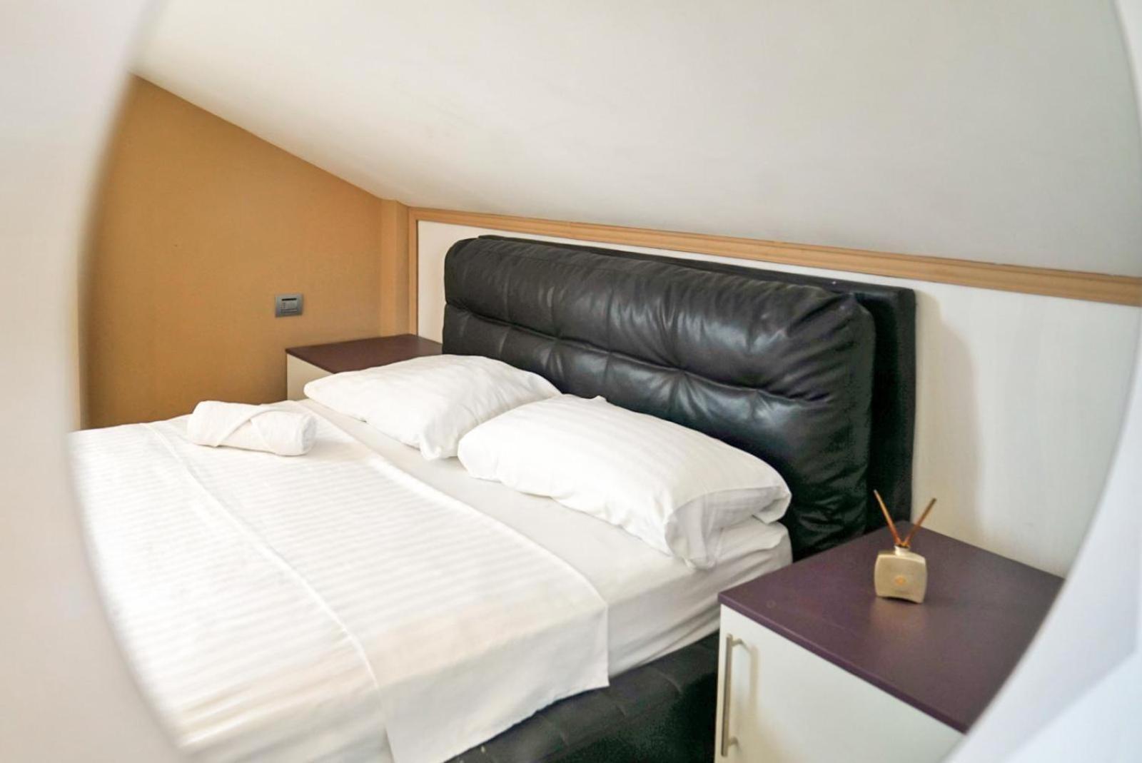 Kristal Paris Resort 诺瓦利娅 外观 照片