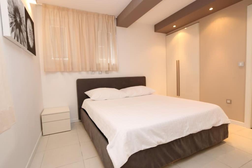 Kristal Paris Resort 诺瓦利娅 外观 照片