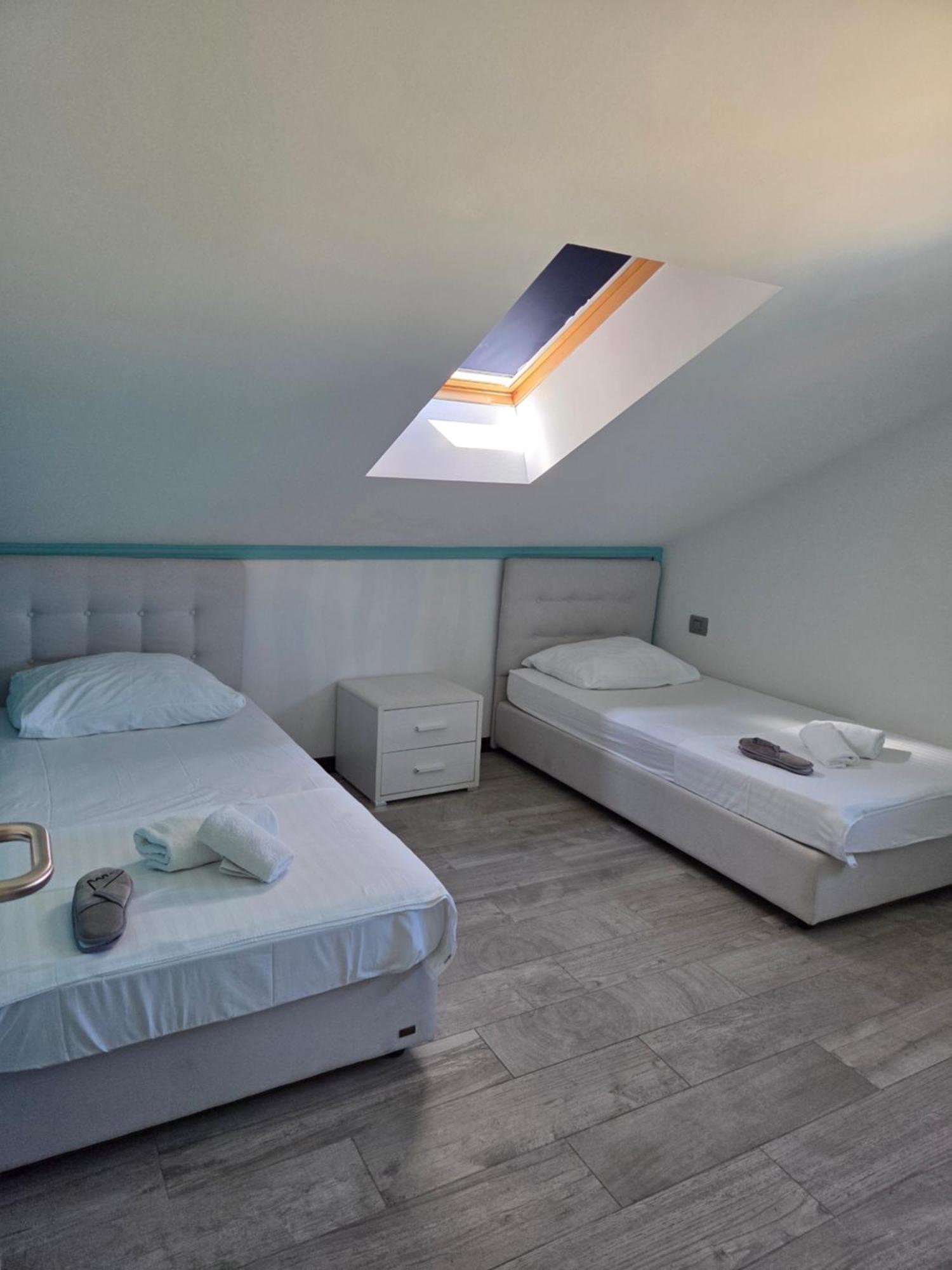 Kristal Paris Resort 诺瓦利娅 外观 照片
